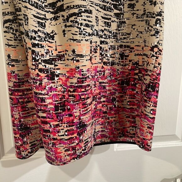 Dalia Shift Dress - Picture 2 of 6